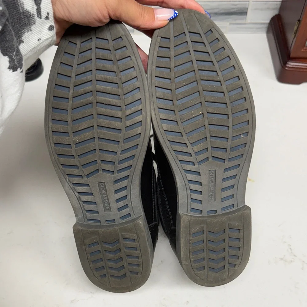 Steve Madden Black Boliverr  Oxford Shoes like NEW size 5 big kids